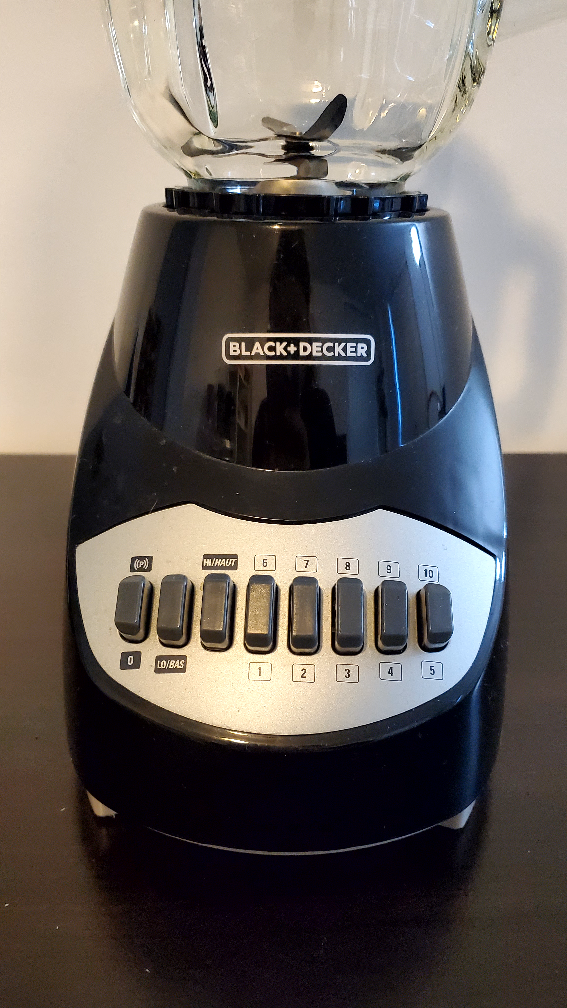 [Lightly Used] Black+Decker Blender - photo 2