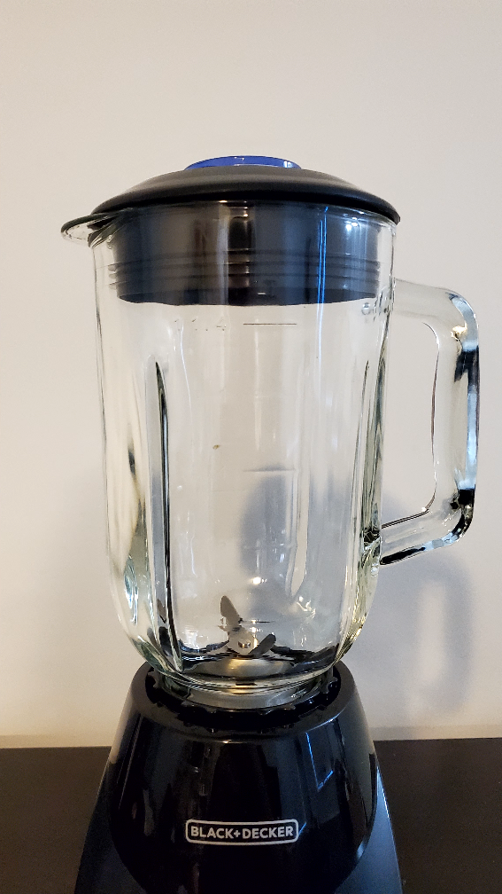 [Lightly Used] Black+Decker Blender - photo 3