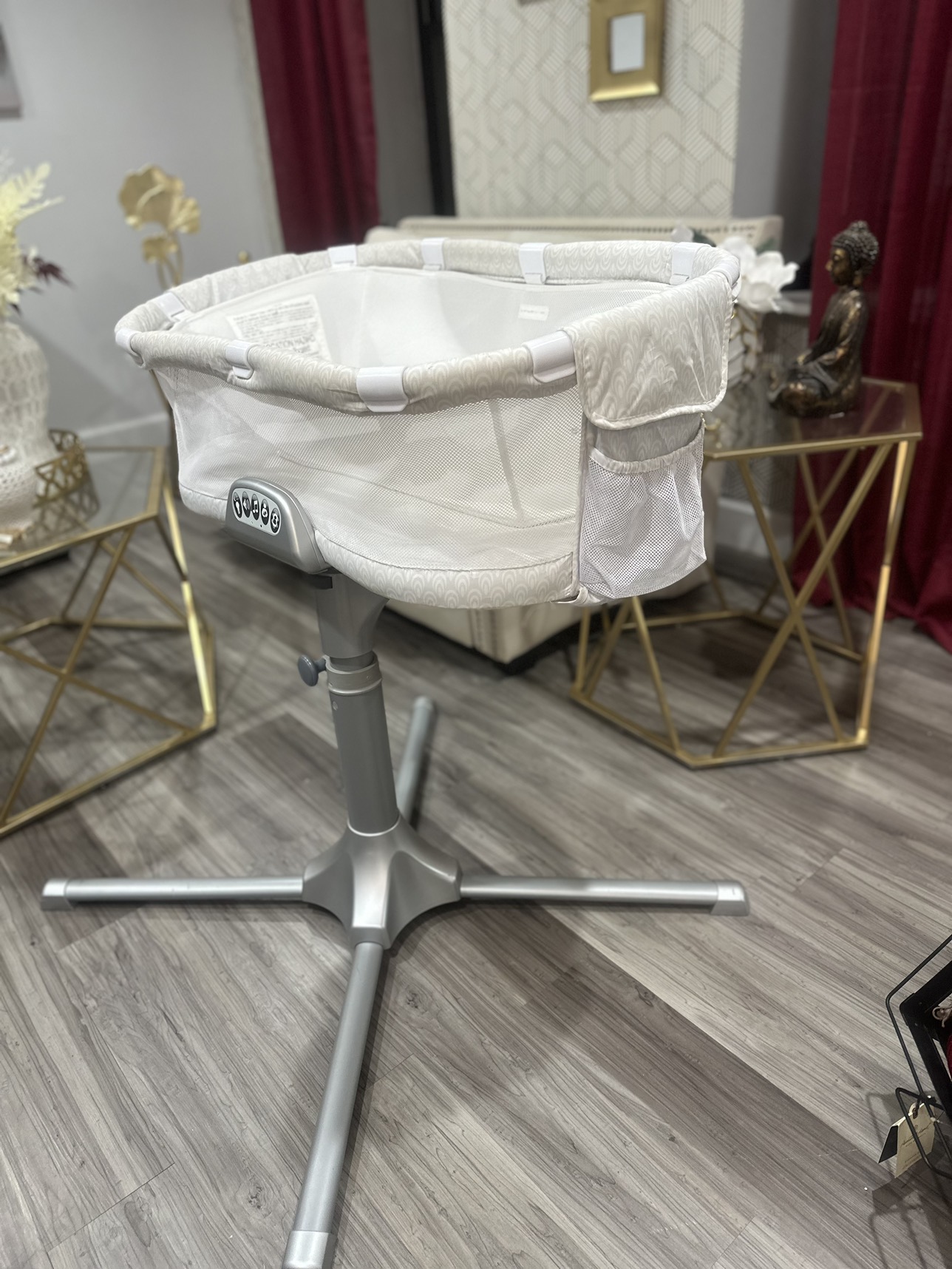 Halo Swivel Bassinet Sleeper - photo 4