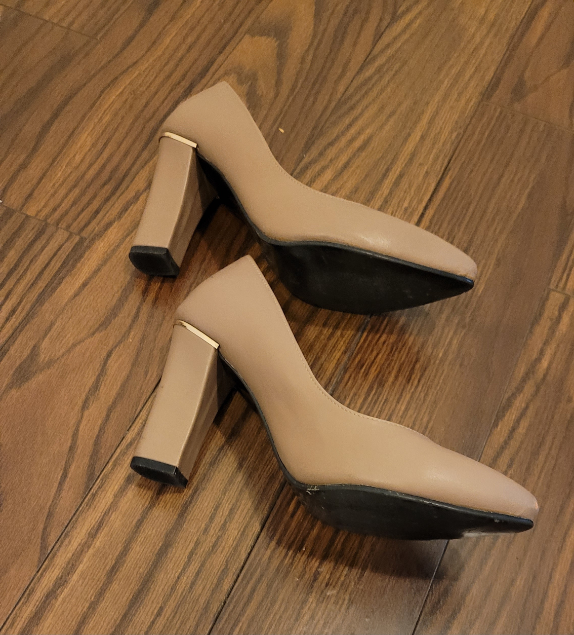 #Freecycle High heel image indicator(3)