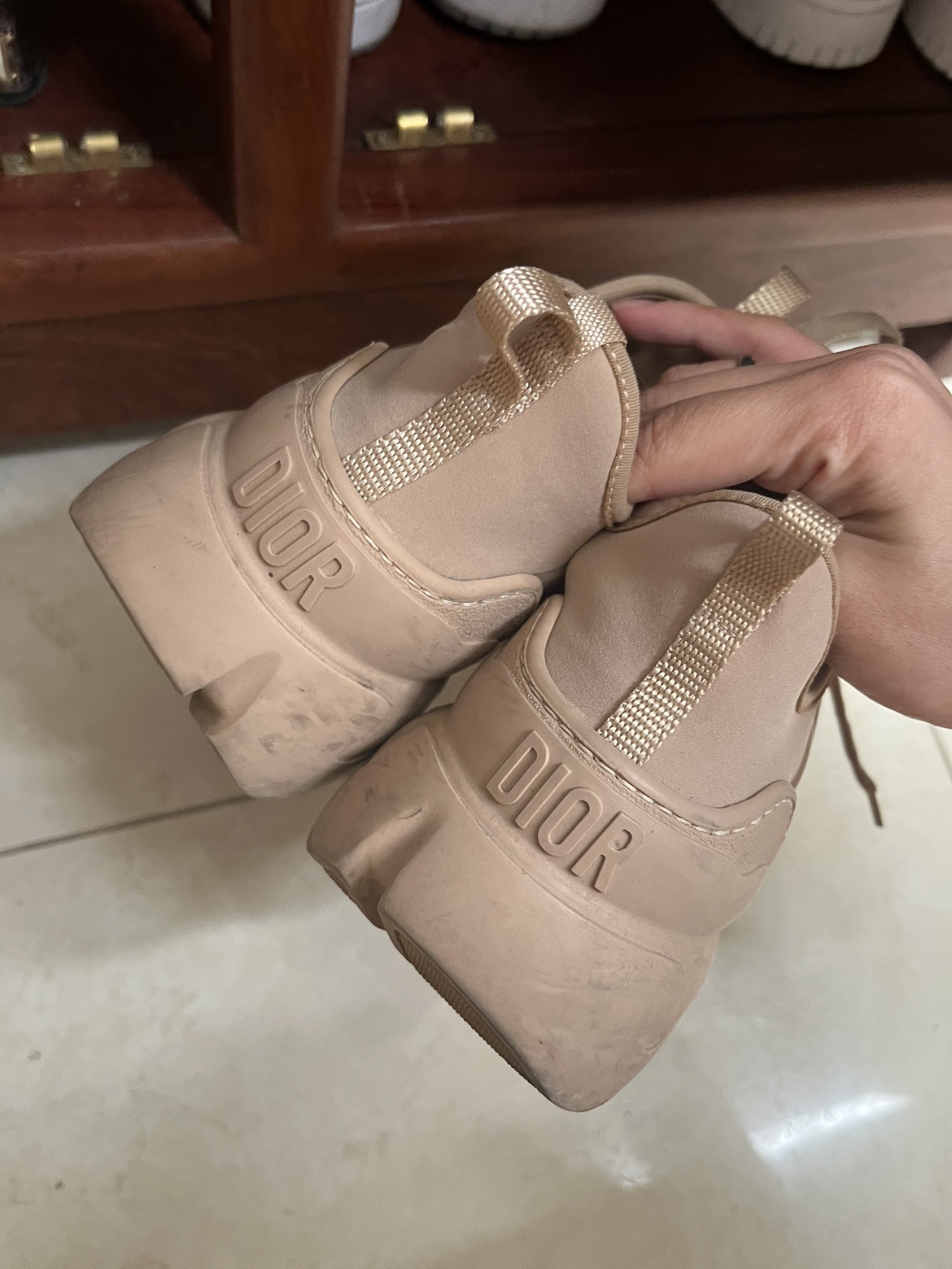 Authentic Dior beige sneakers - photo 3