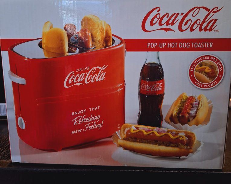 Coca Cola hot pop- up hot dog toast
