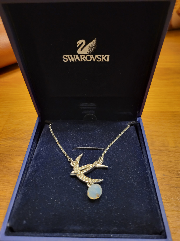 Swarovski Necklace thumbnail