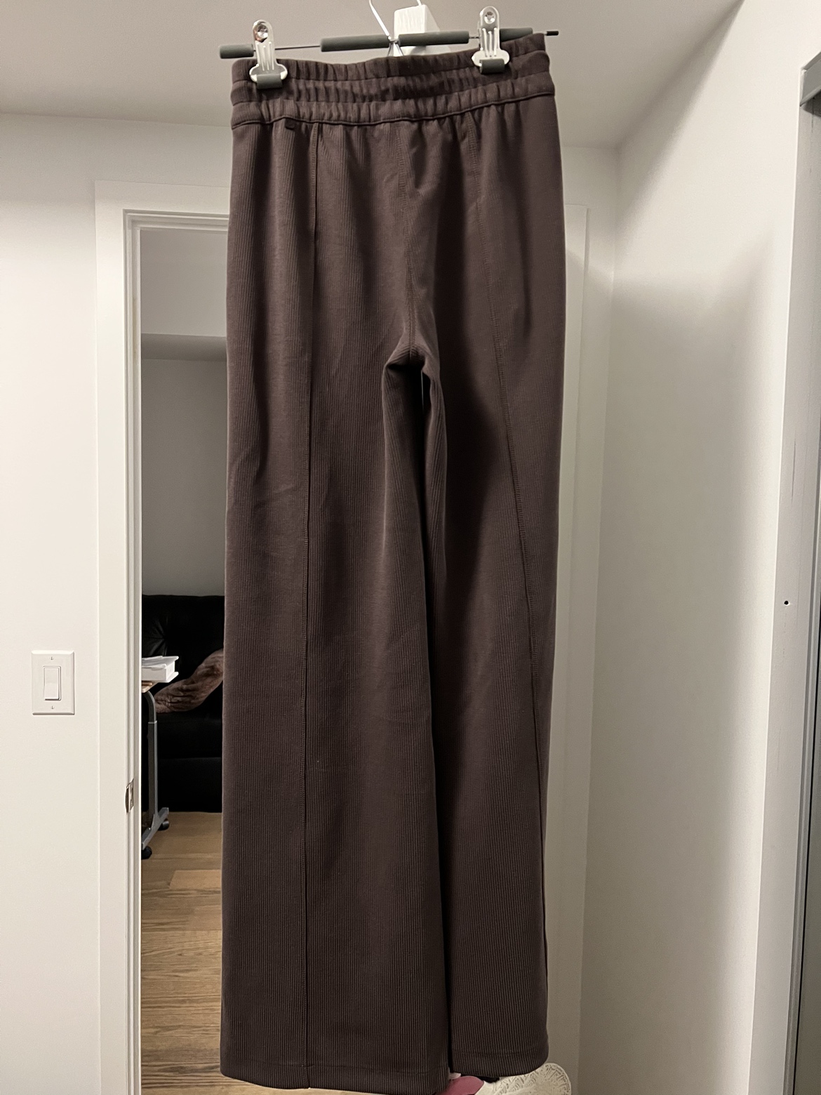 BRAND NEW LULULEMON Ribbed Softstreme size 4 - photo 2