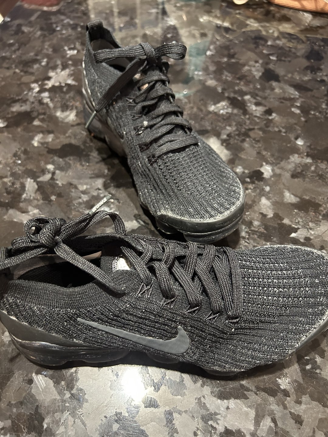 Nike Vapormax Black Size 8 - small fitting, would fit 7/7.5 thumbnail