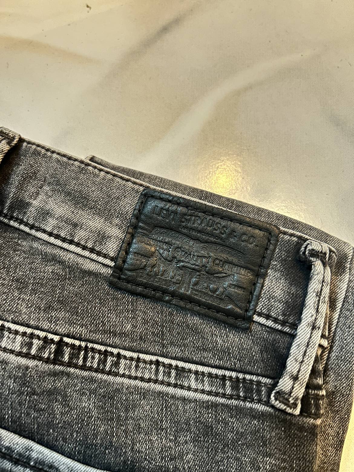 Levi’s 720 High-rise super skinny jeans image indicator(4)