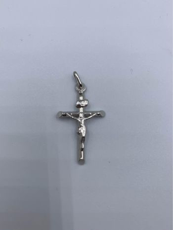 10K White Gold Cross Brand new jewellery