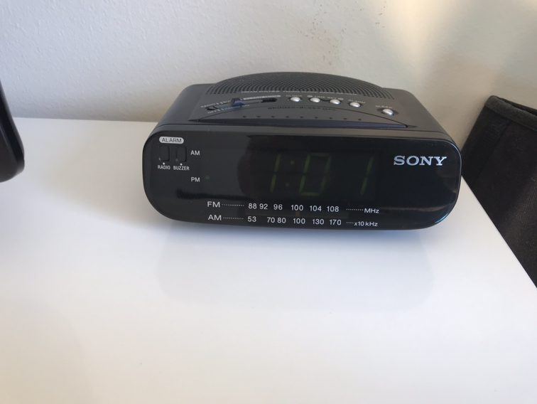 Alarm clock radio thumbnail