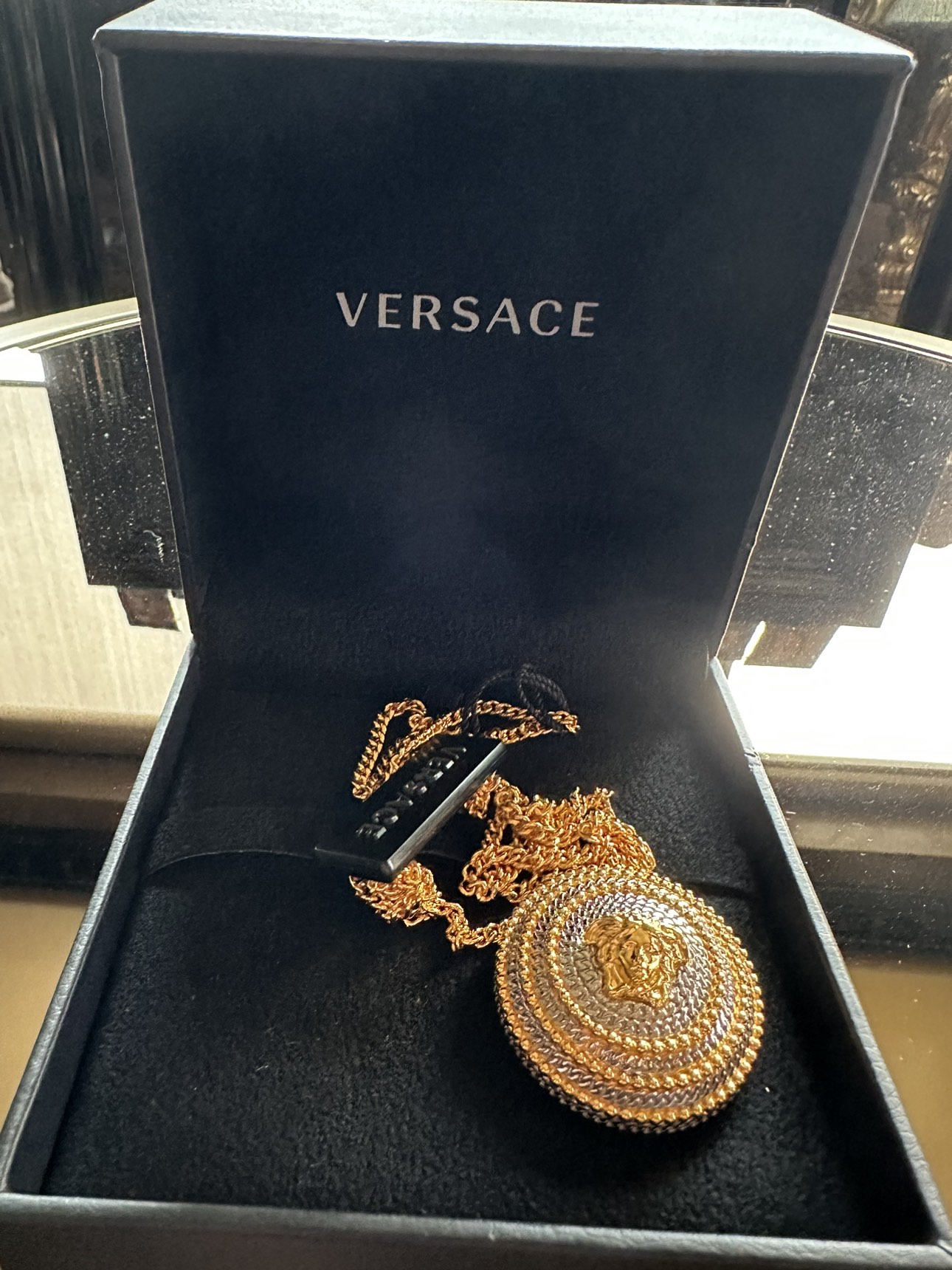 Versace thumbnail