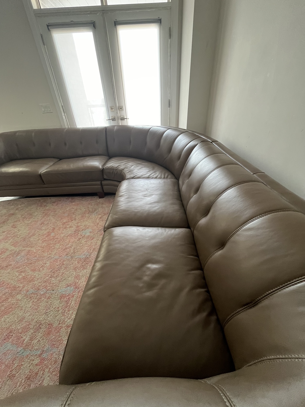 Lather sofa, excellent condition - photo 3