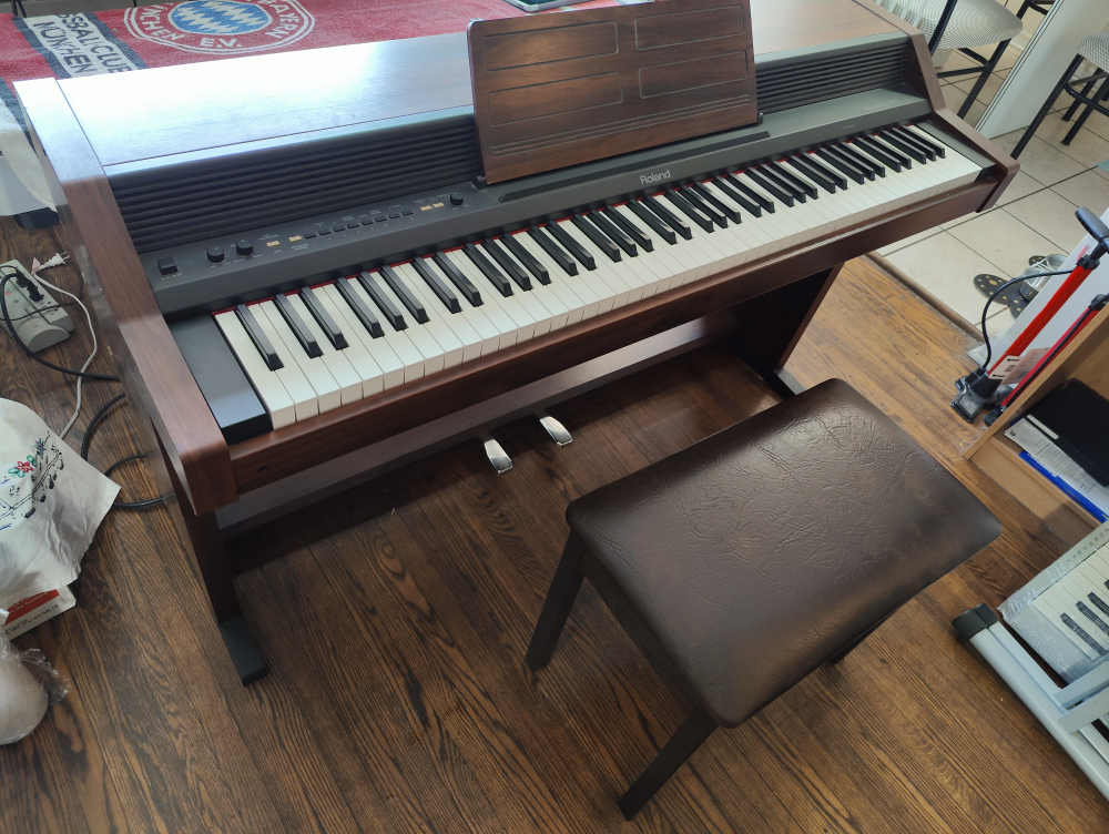 ROLAND 4500s digital piano 88 weighted keys - photo 3