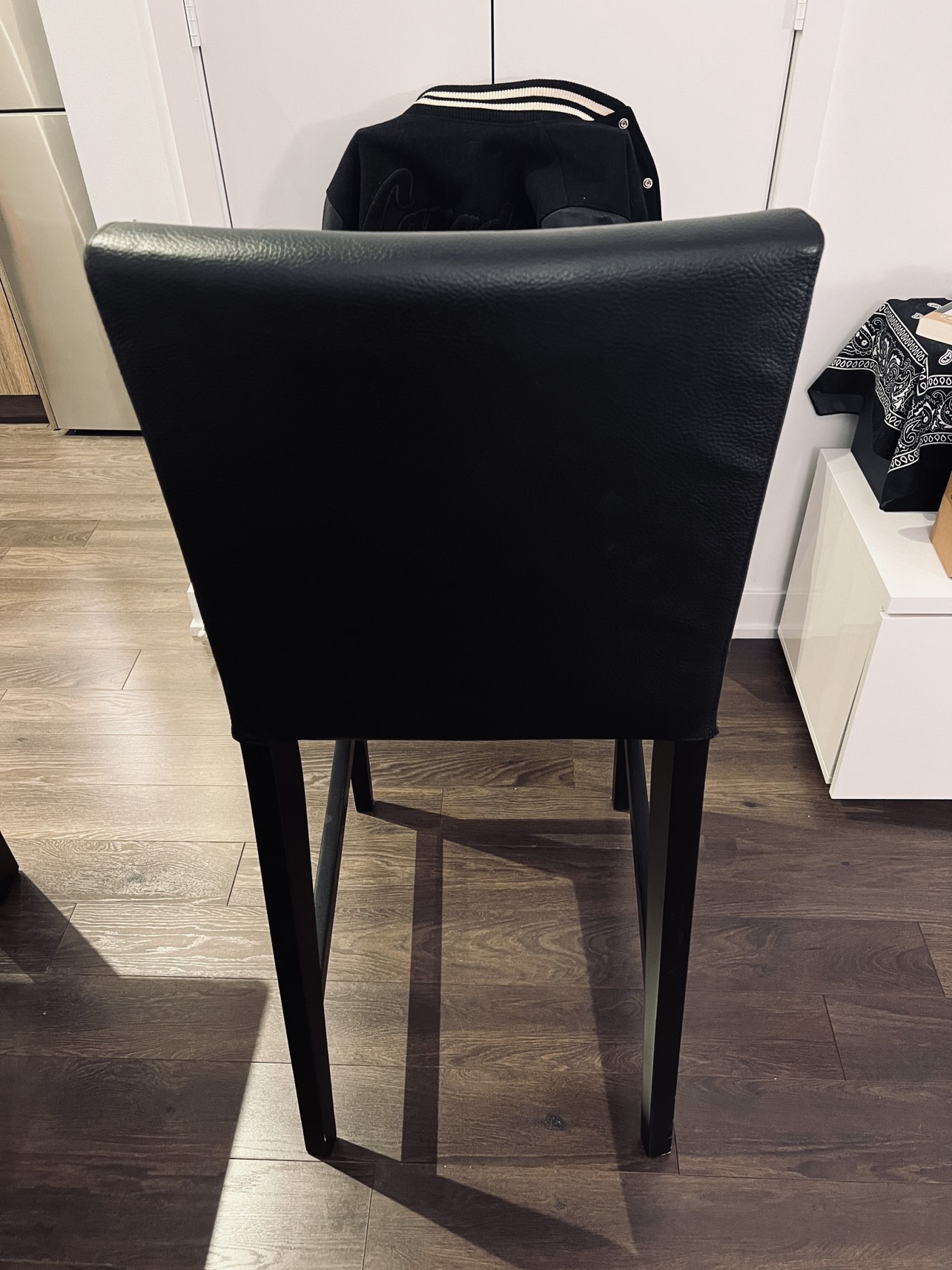 Bar Height Table + Leather Cushion Chairs - photo 5