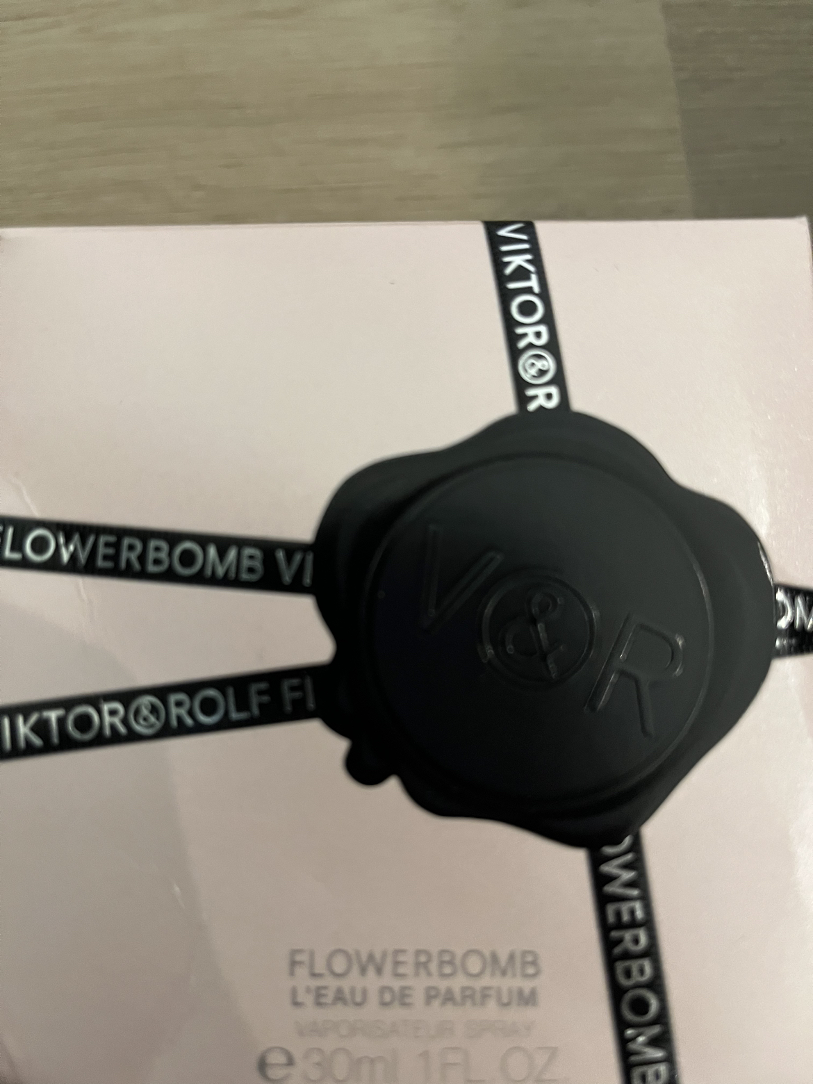 [Perfume] Viktor & Rolf Flowerbomb 30ml