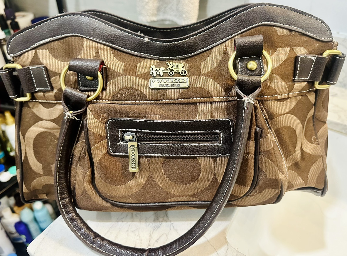 Coach Classic Signature Handbag