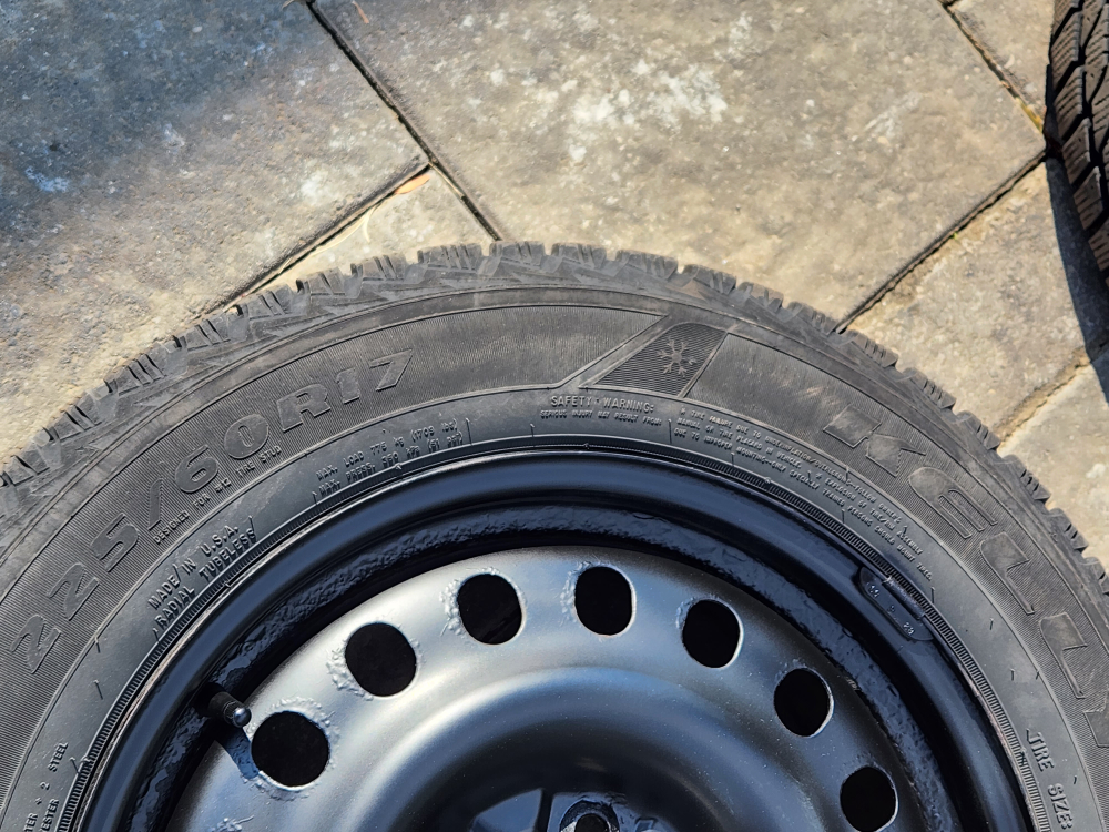 Winter Tires with Rims Kelly 225/60R17 99T - Set of 4 - photo 2
