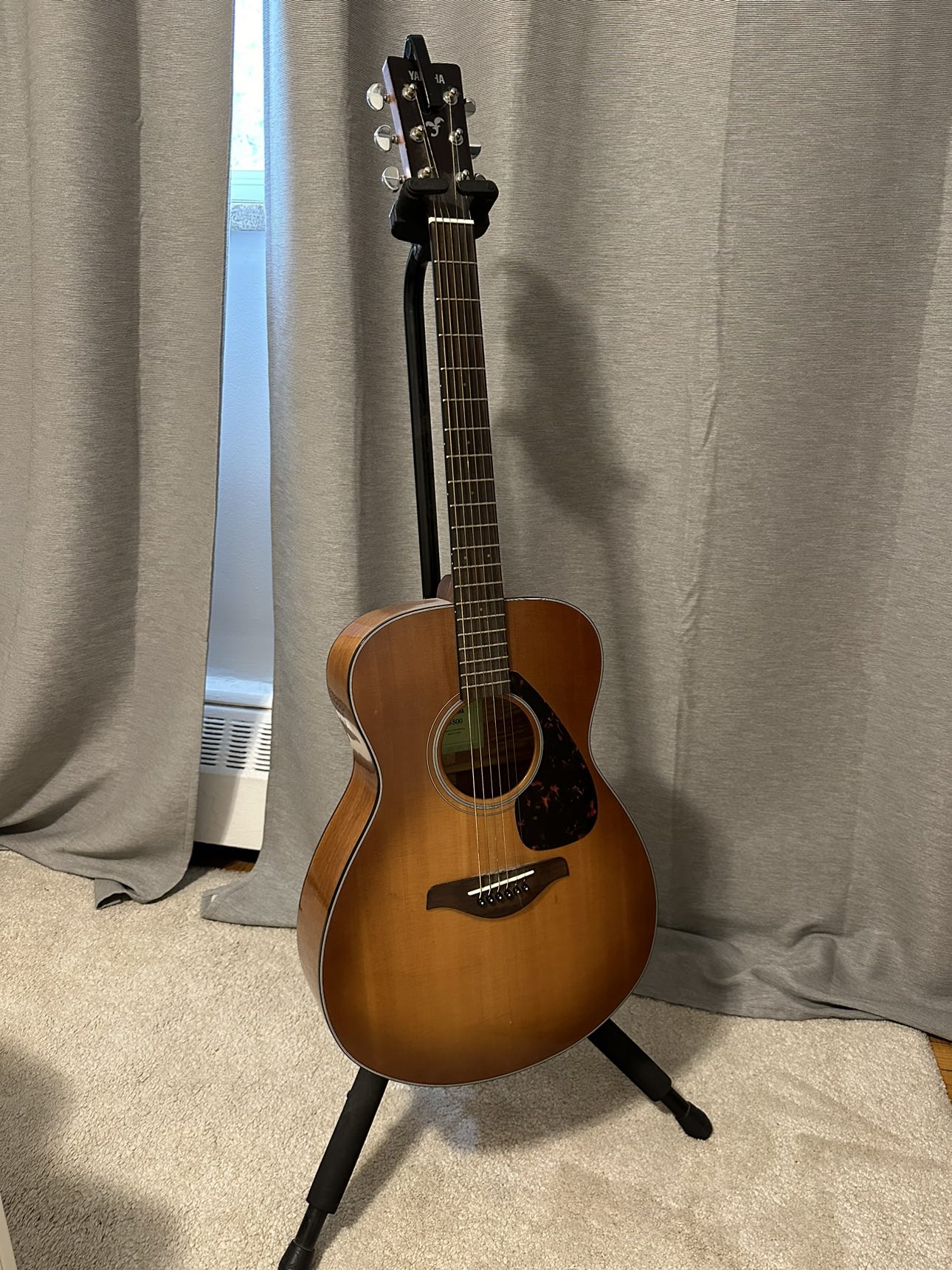 Broken YAMAHA Guitar