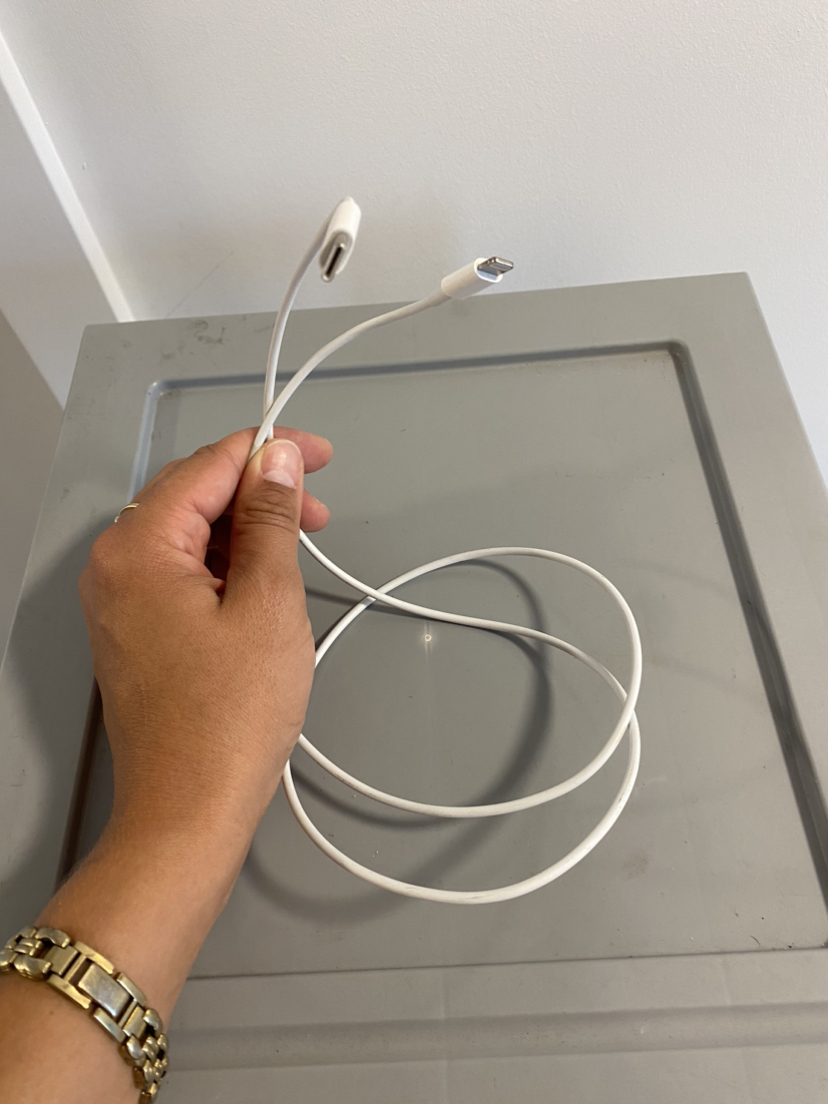 Extension cords, iPhone charger cable, extra plugs image indicator(3)