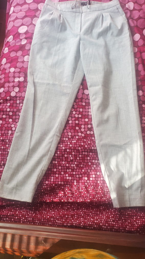 Small size dress pants image indicator(2)