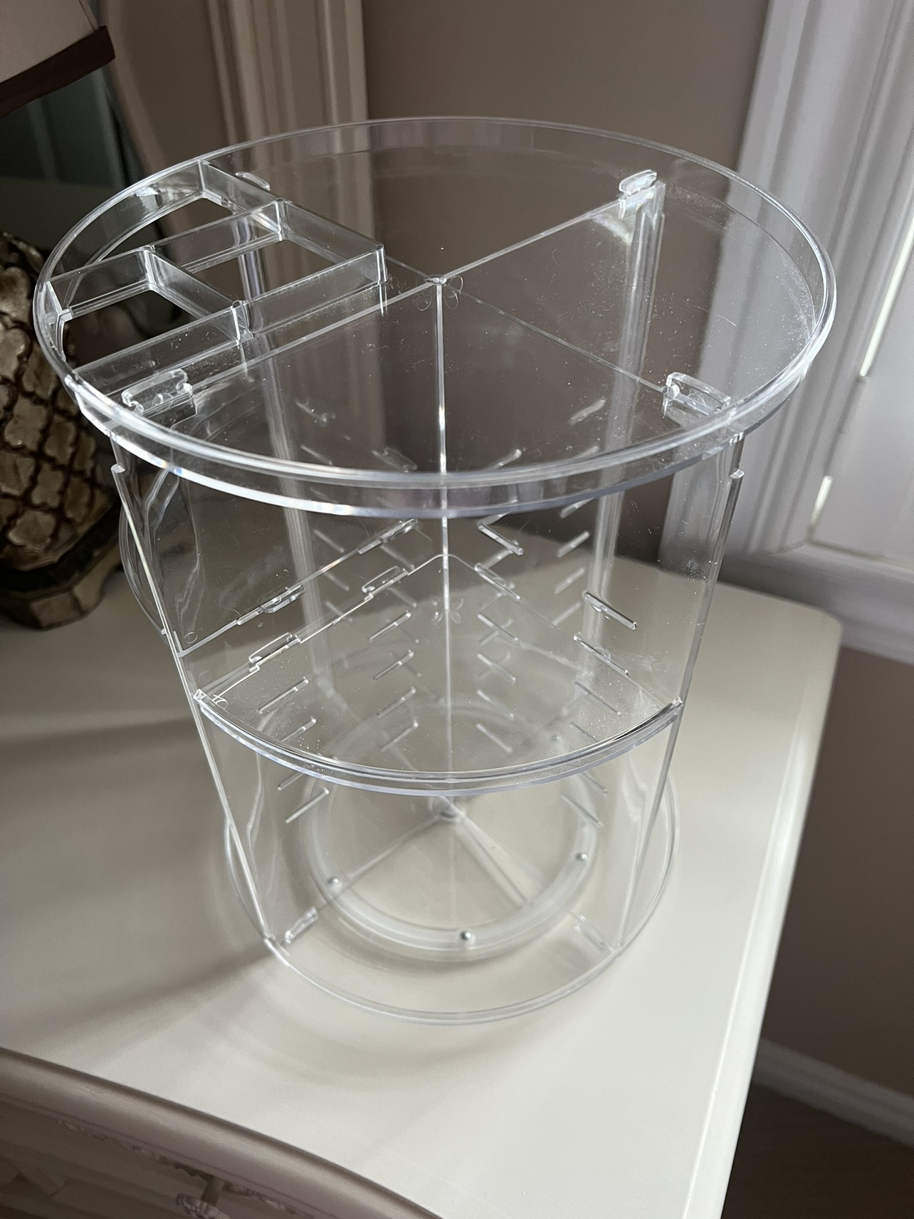 360 Rotating Bath Makeup Skincare Organizer thumbnail