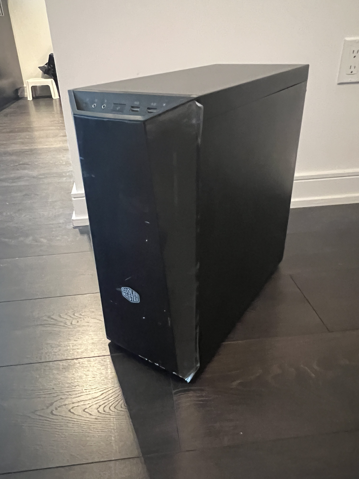 [Moving out sale] Computer Gaming Cabinet image indicator(3)