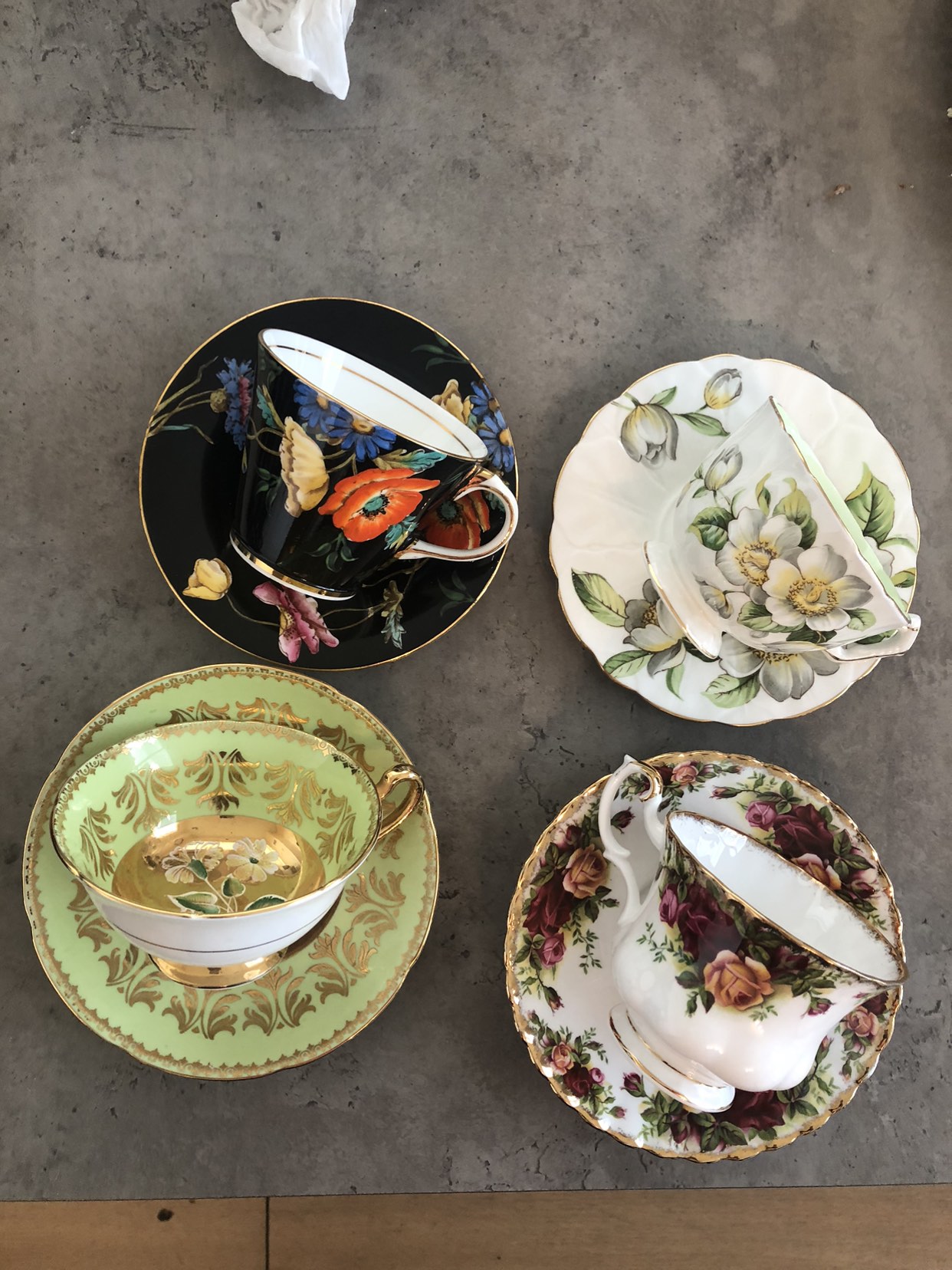4 set of  Cups and Saucers thumbnail