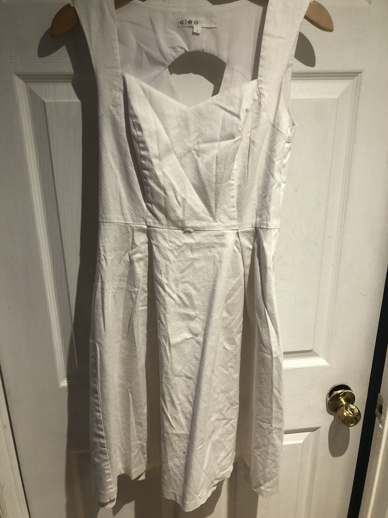 White dress #freecycle image indicator(2)