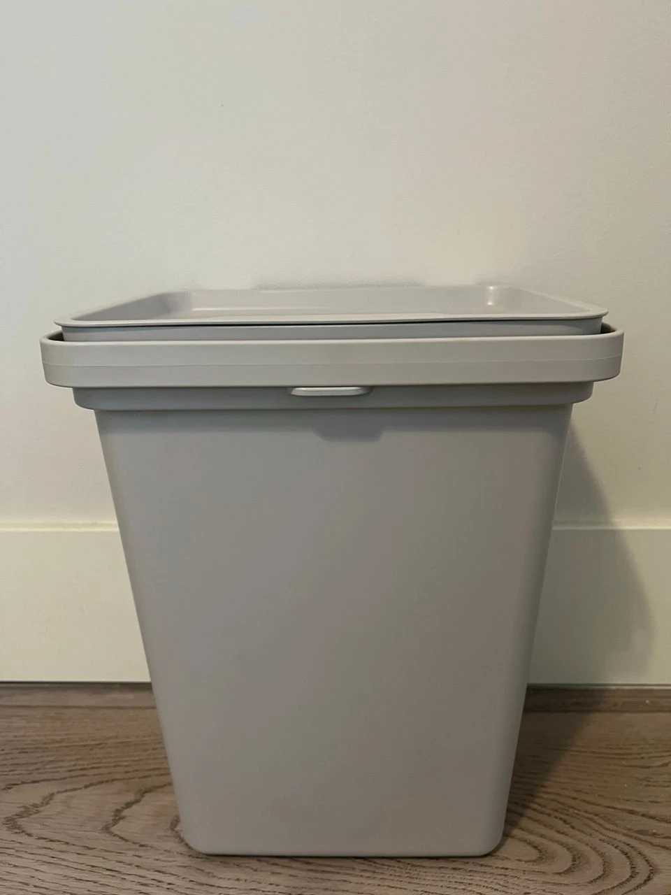 IKEA HÅLLBAR Bin with Lid (Light Grey)