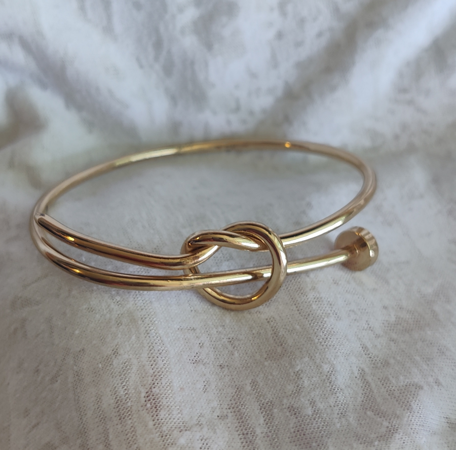 Gold Bangle plus freebie