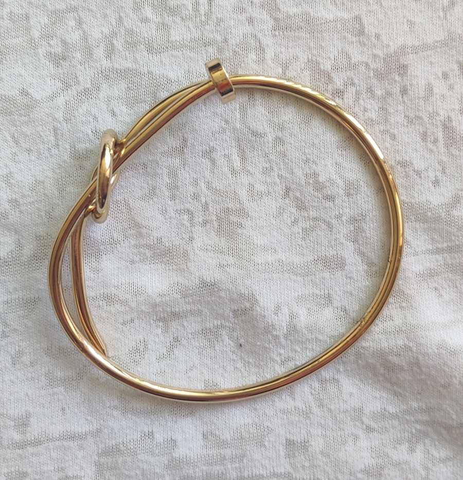 Gold Bangle plus freebie - photo 2