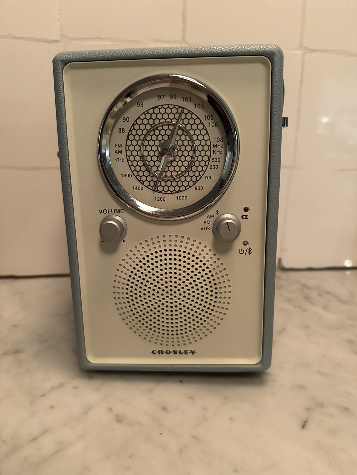 Crosley Mockingbird Bluetooth Speaker and Radio - photo 2