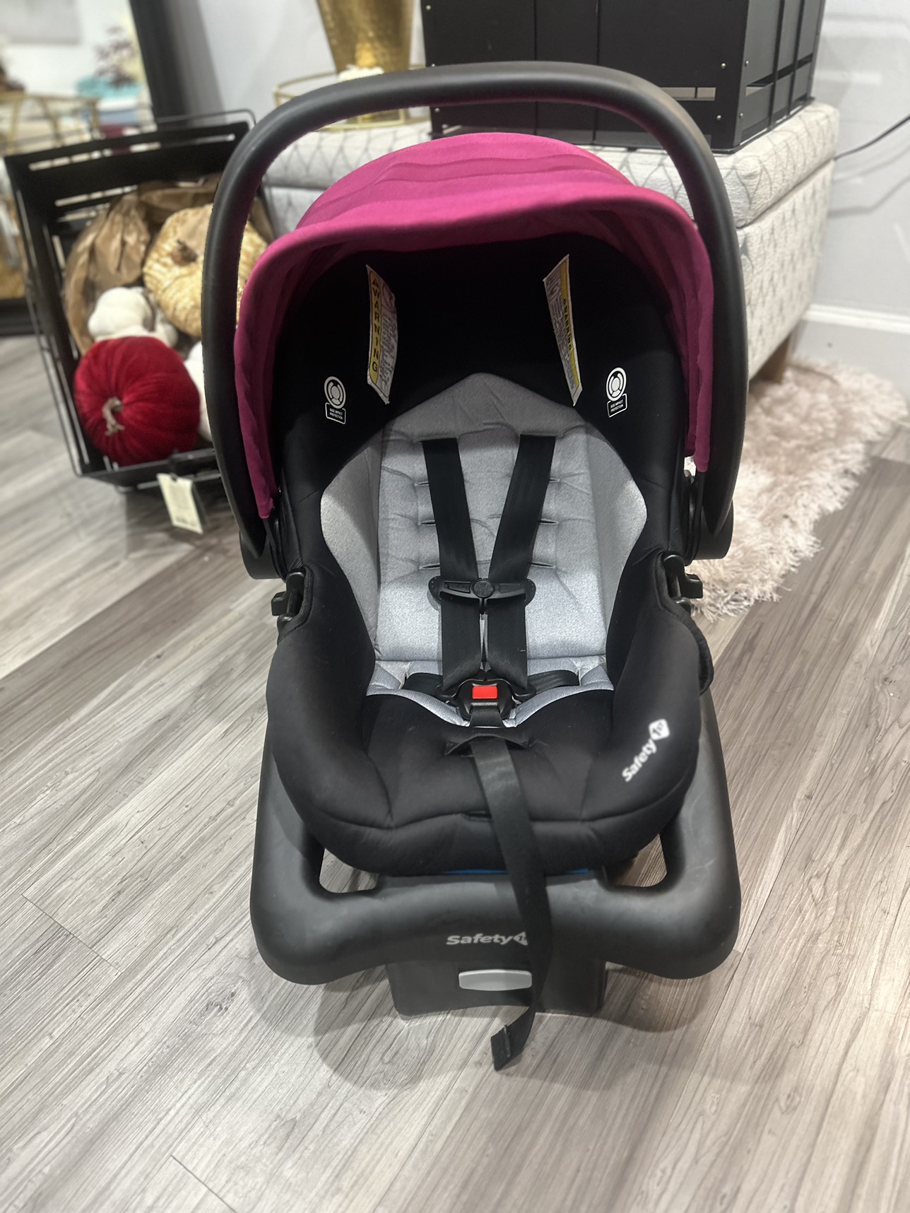 Safety First Infant Car seat - photo 2