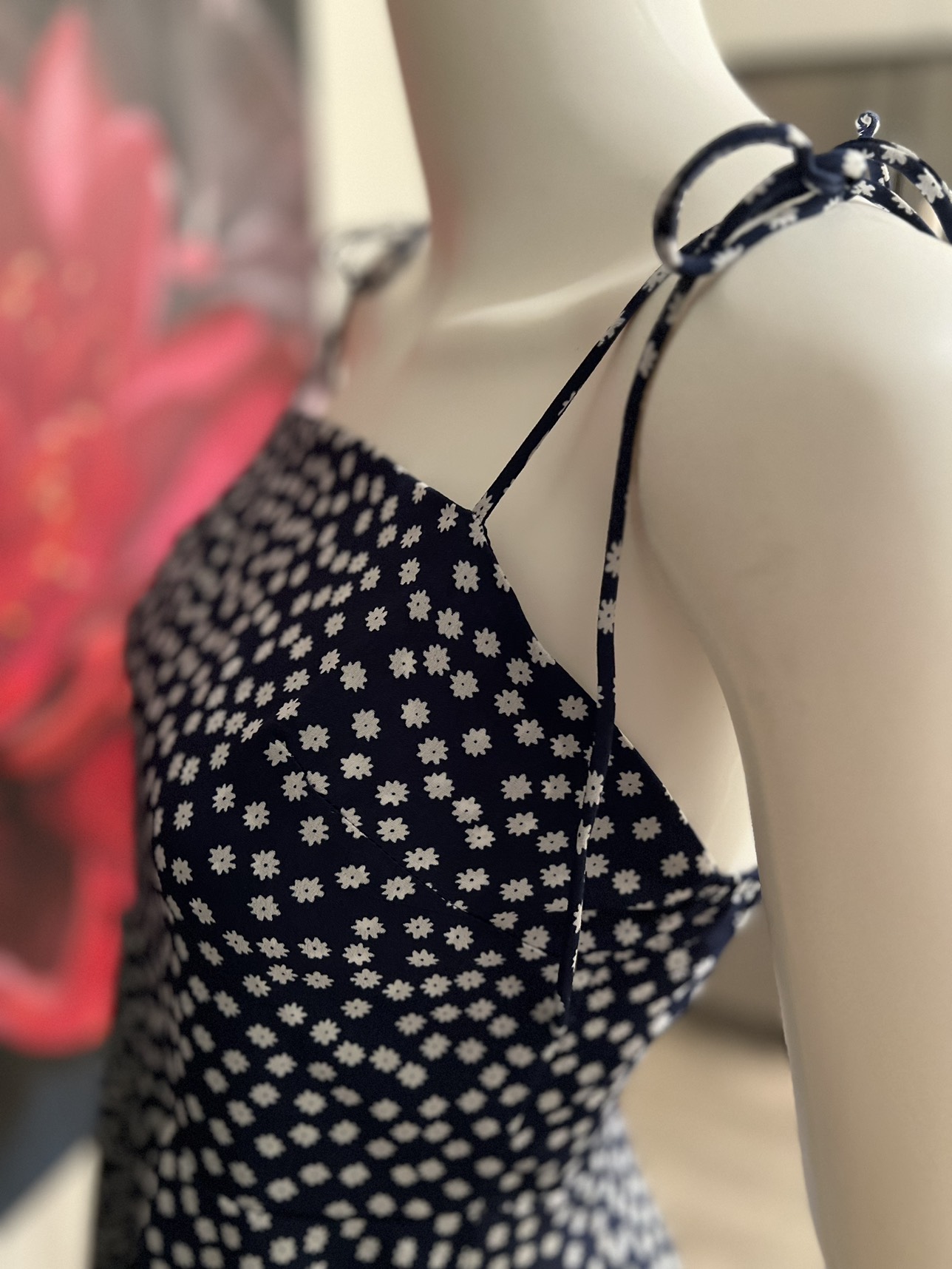 Floral dress - size XS-S image indicator(2)