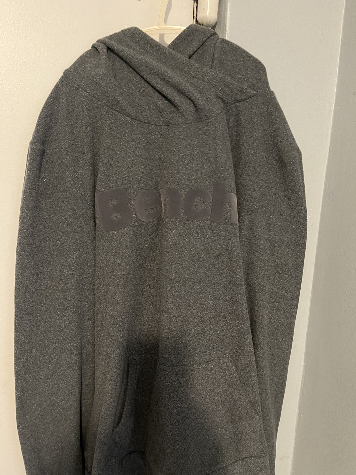 Women’s bench hoodie size large thumbnail