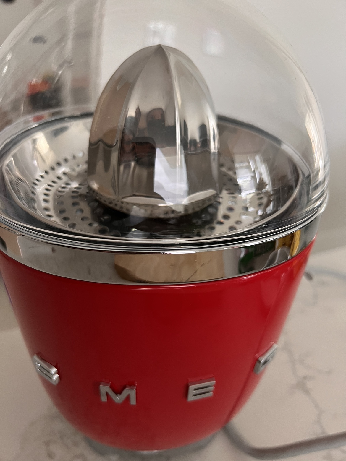 Brand new SMEG citrus juicer