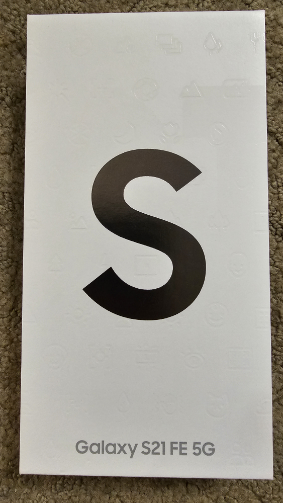 Samsung Galaxy S21 FE 128GB Brand New *Sealed* thumbnail