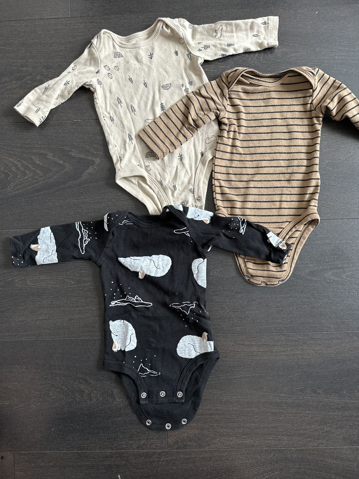 Almost 100 Baby Girl Clothes pieces  - Clearing out everything image indicator(6)