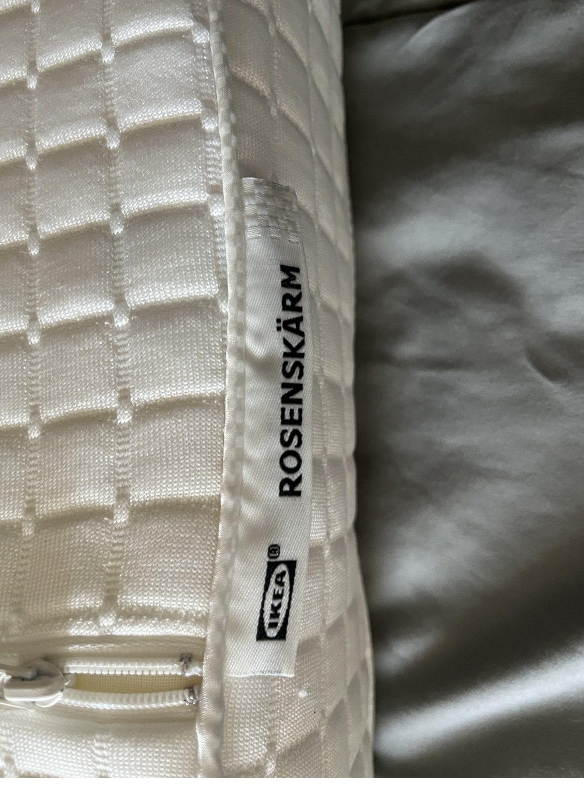 Ergonomic pillow by IKEA - photo 3