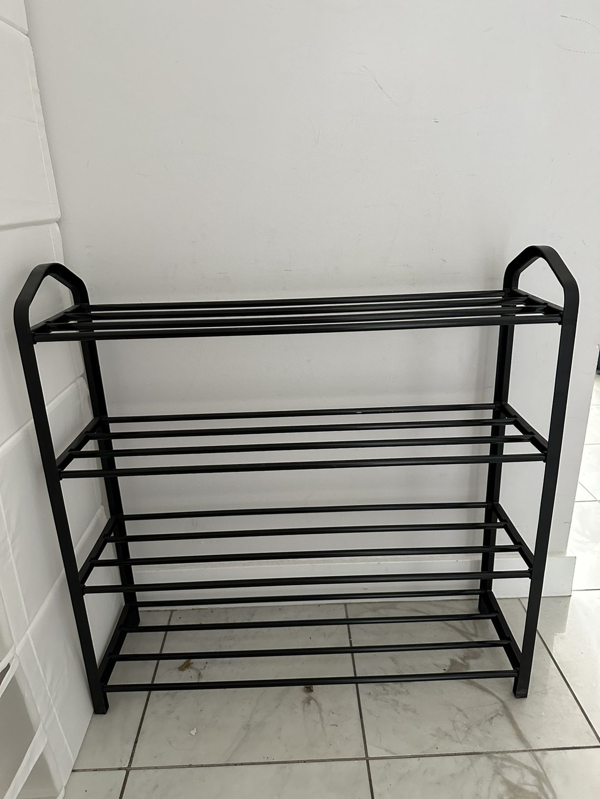 Shoes storage
