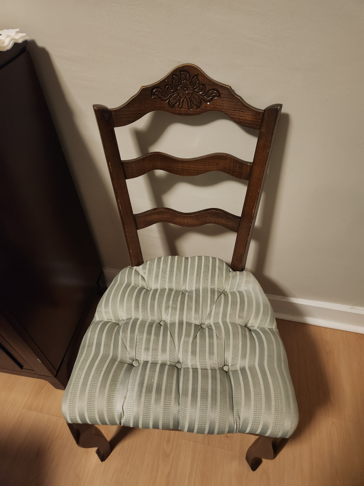 chair thumbnail