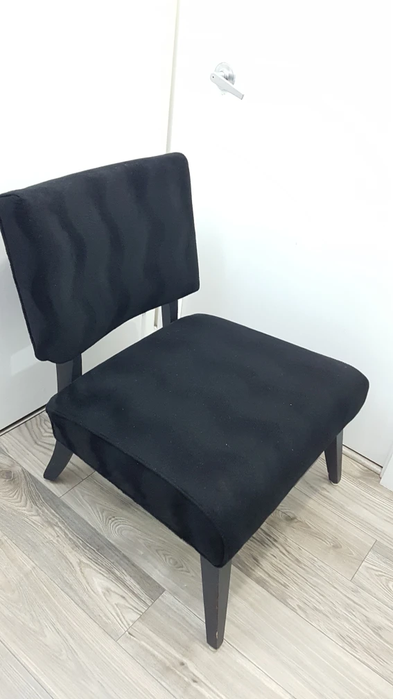 Black Velvet Chair - photo 2