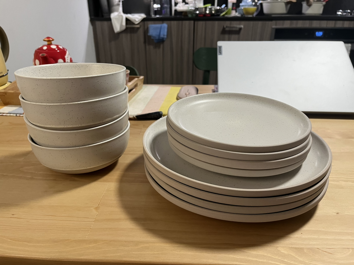 Canvas dinnerware bowl and plate set 12pc thumbnail