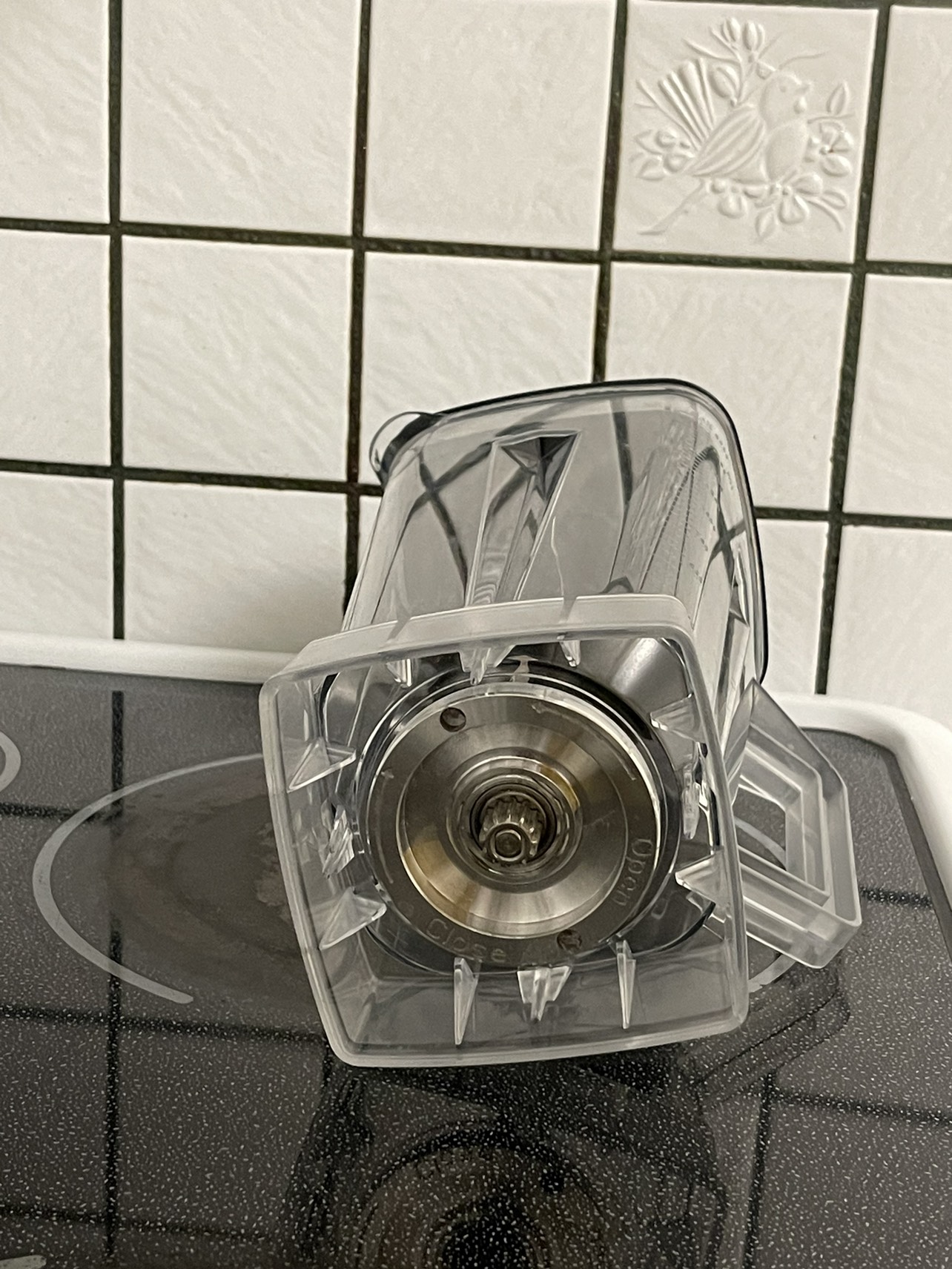 Blender / Grinder for Juice, Veggies etc. 95% New Moving sale - photo 4