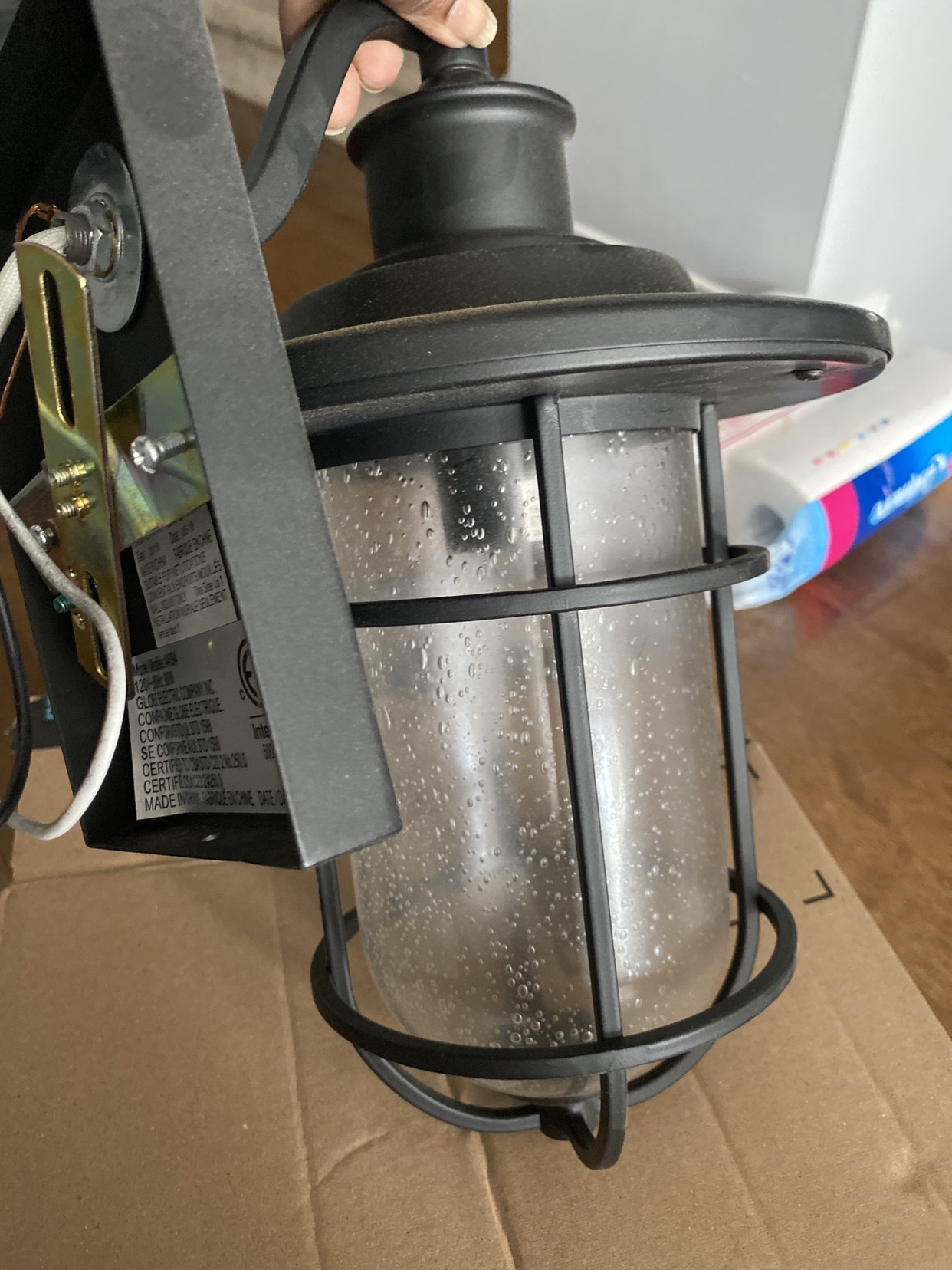 Outdoor lantern image indicator(2)