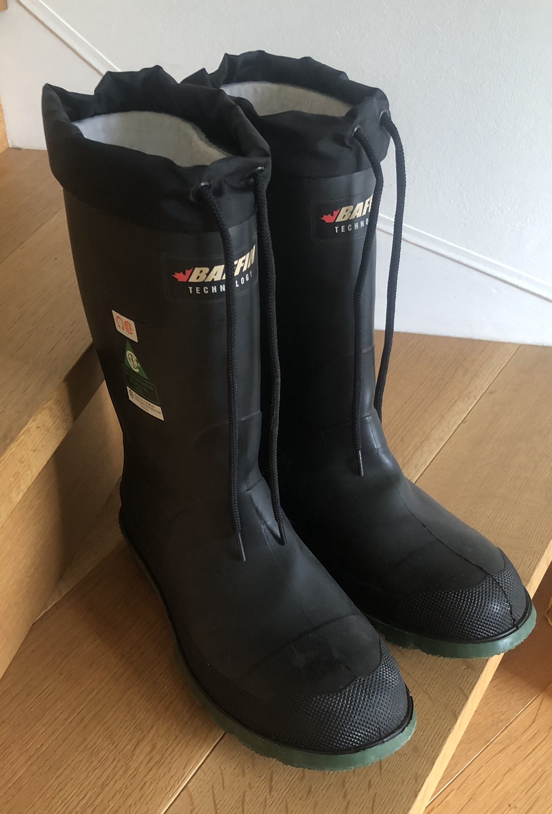 Size9 Steel Toe Rubber Biots thumbnail