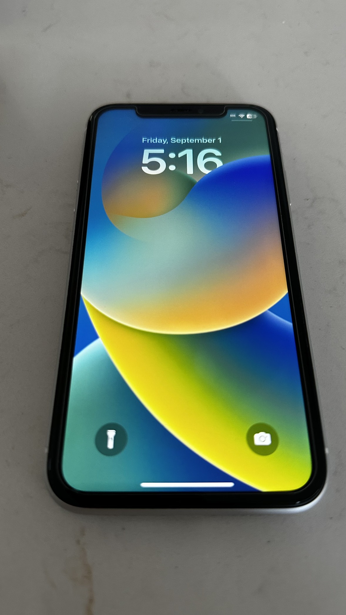 IPhone XR - photo 2