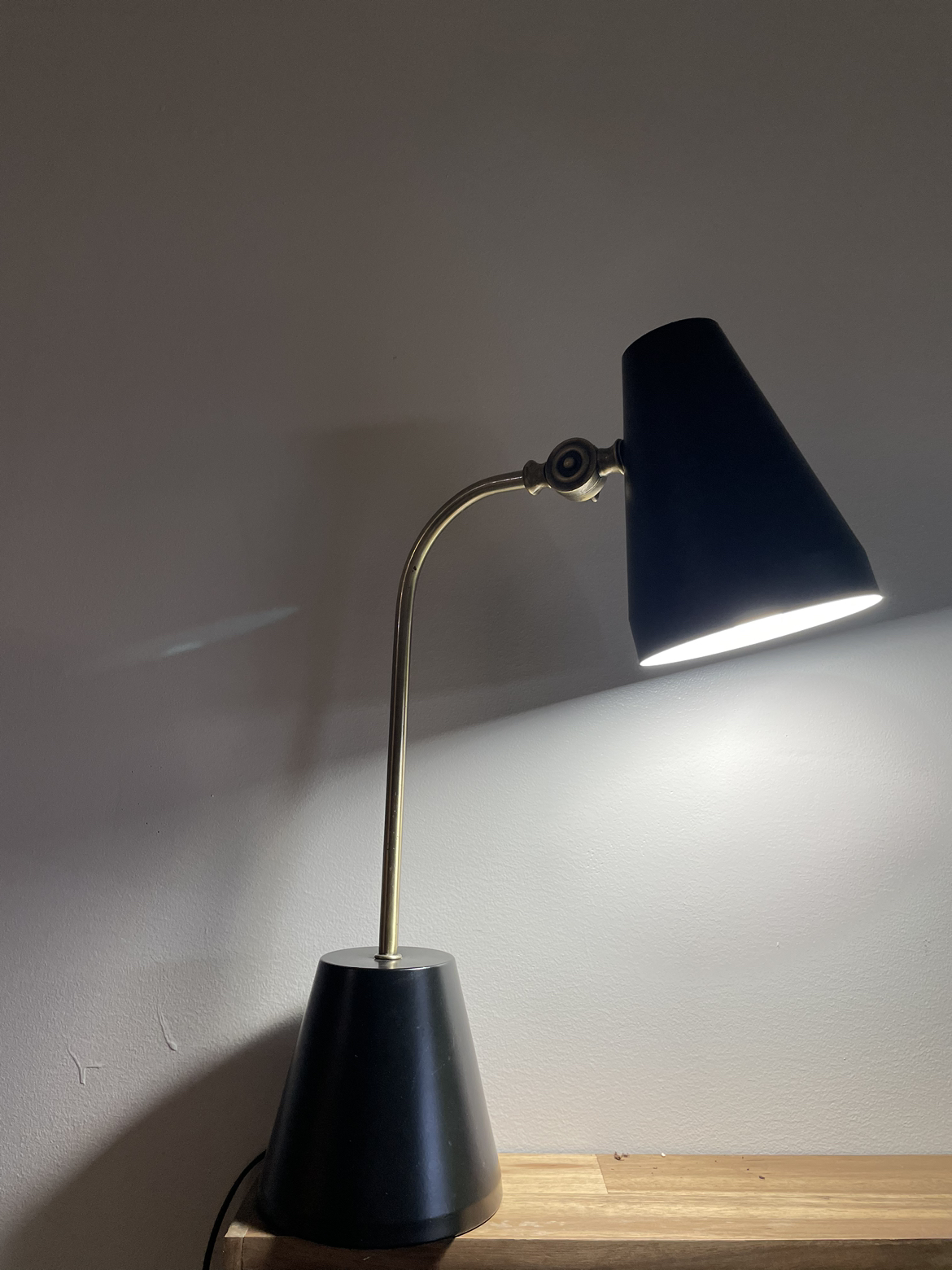 Black & bronze desk lamp - photo 3