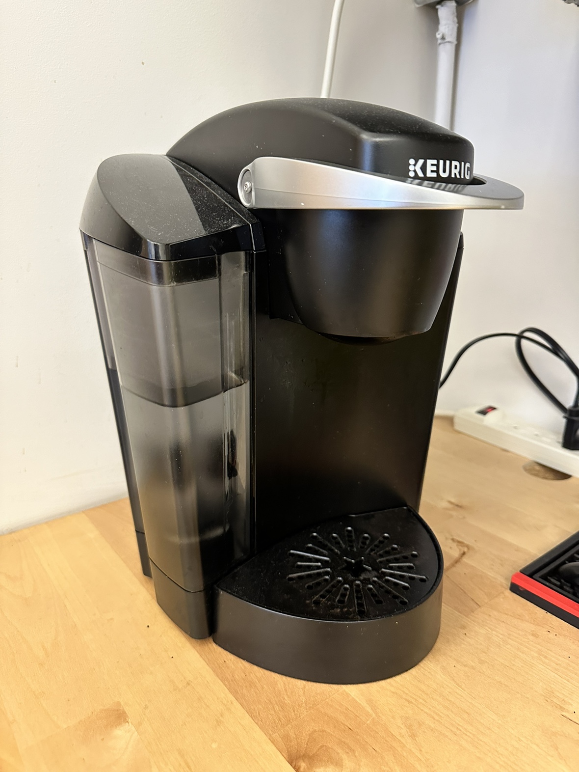 Keurig Coffee Maker thumbnail