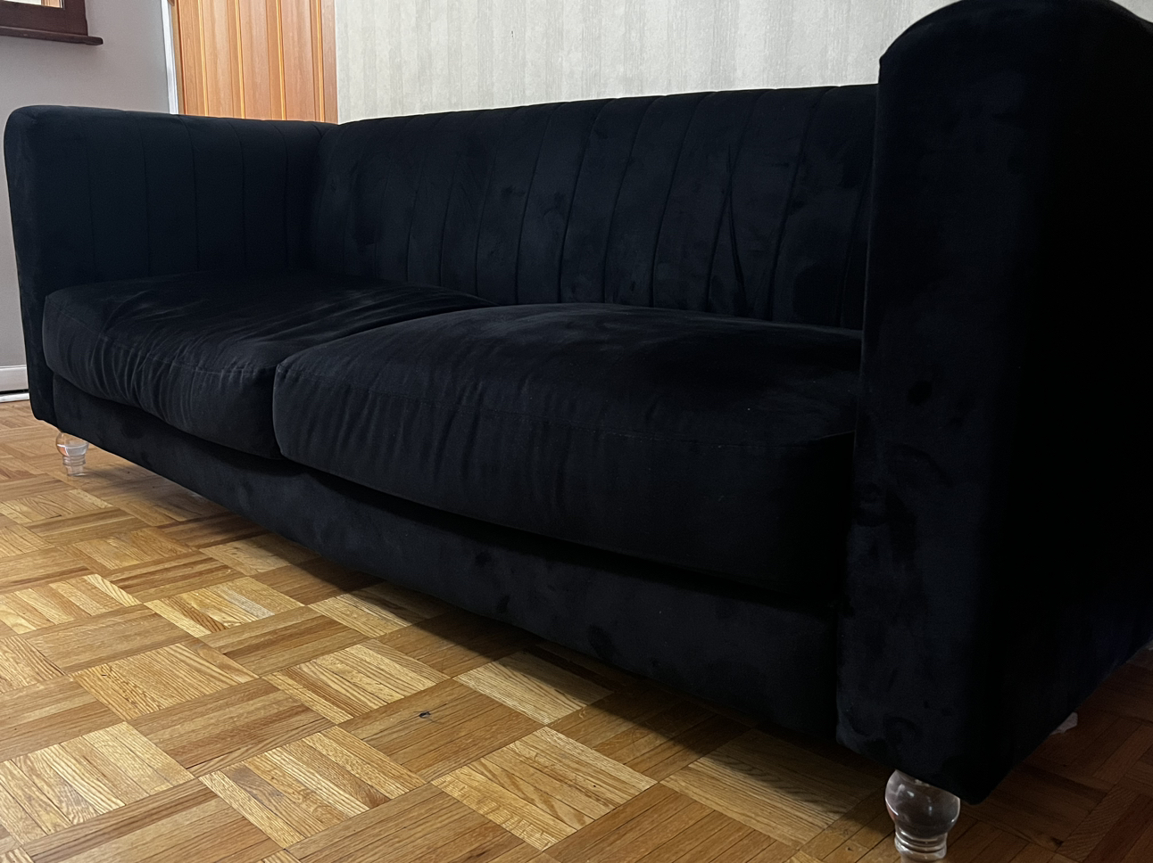 Dark velvet couch For sale - photo 2