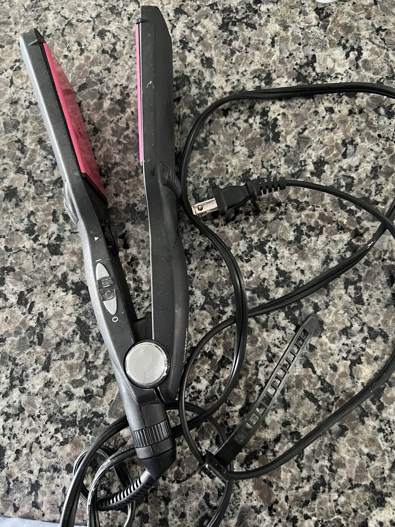 Conair infiniti Premier 1" Straightener