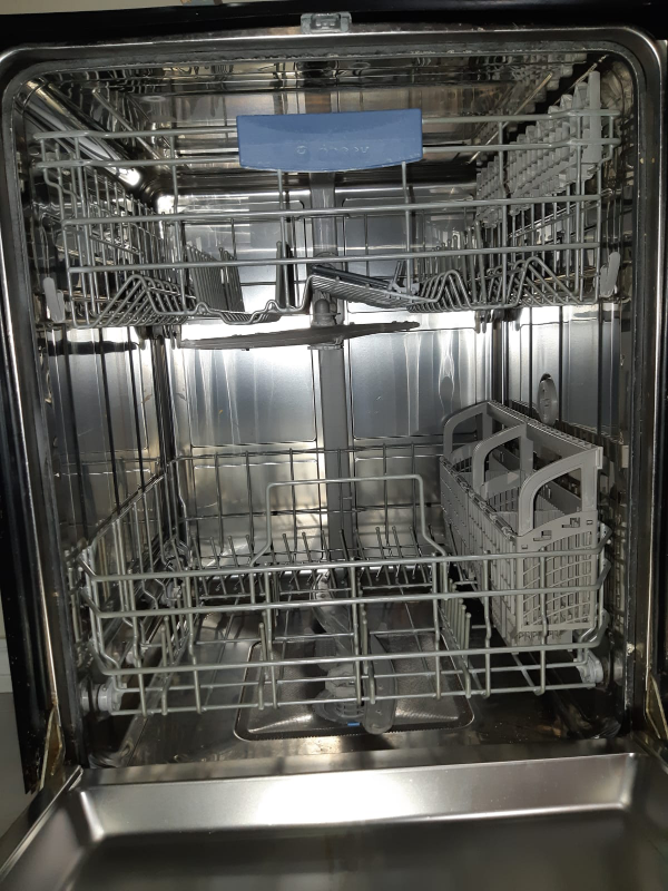Bosch Dishwasher for sale in Newmarket! image indicator(7)